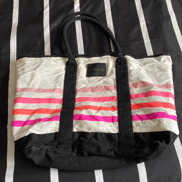 Victoria’s Secret tote bag - Picture 1 of 2